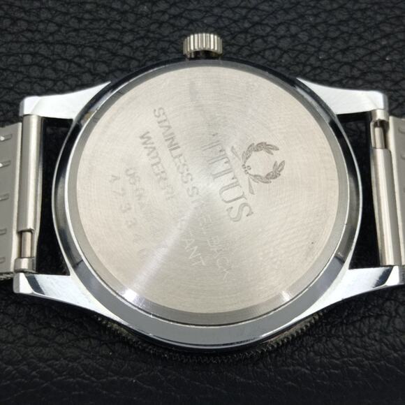 Vintage 1989 Titus Manual Mens Silver Watch W/Mesh Strap & Orange accents - Picture 8 of 9